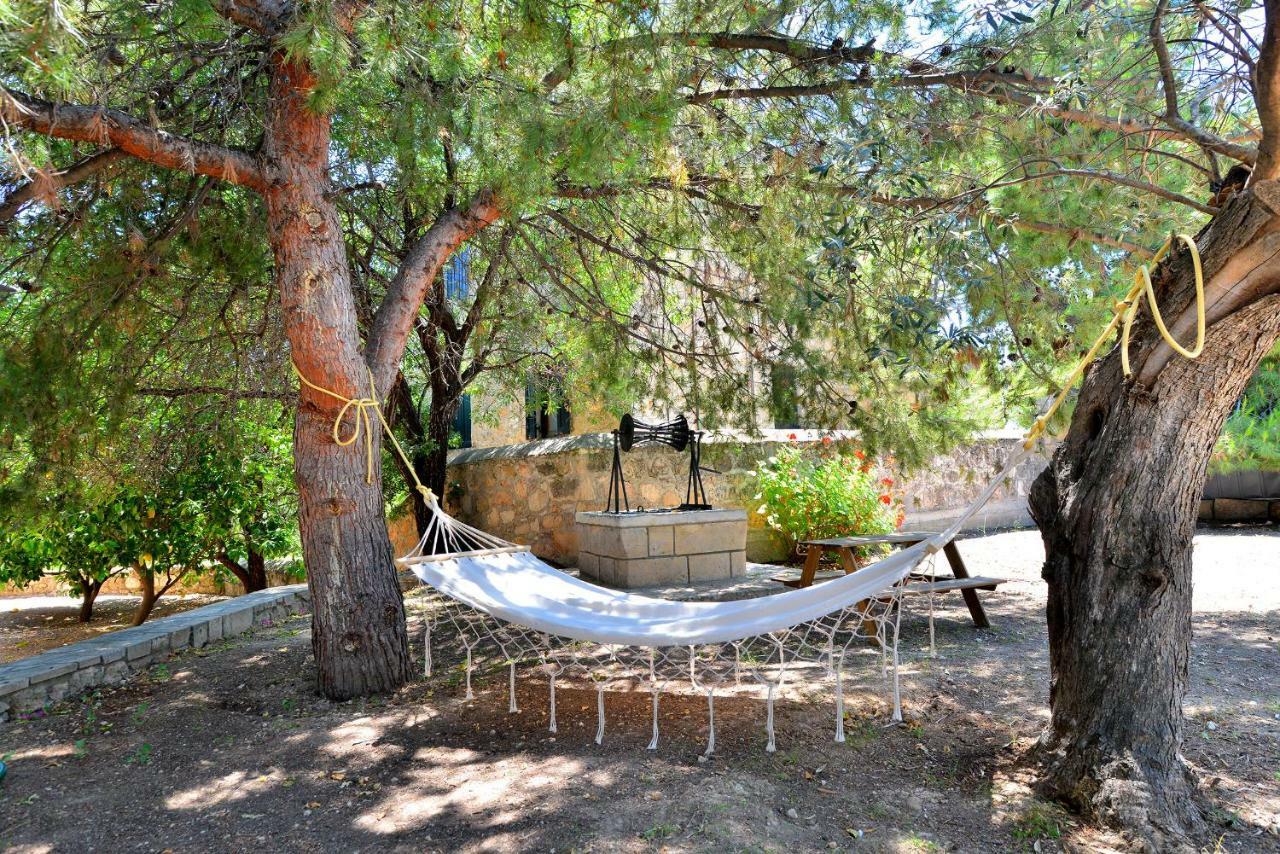 Pyrgos Ralli Estate Guesthouse Aegina Exteriér fotografie